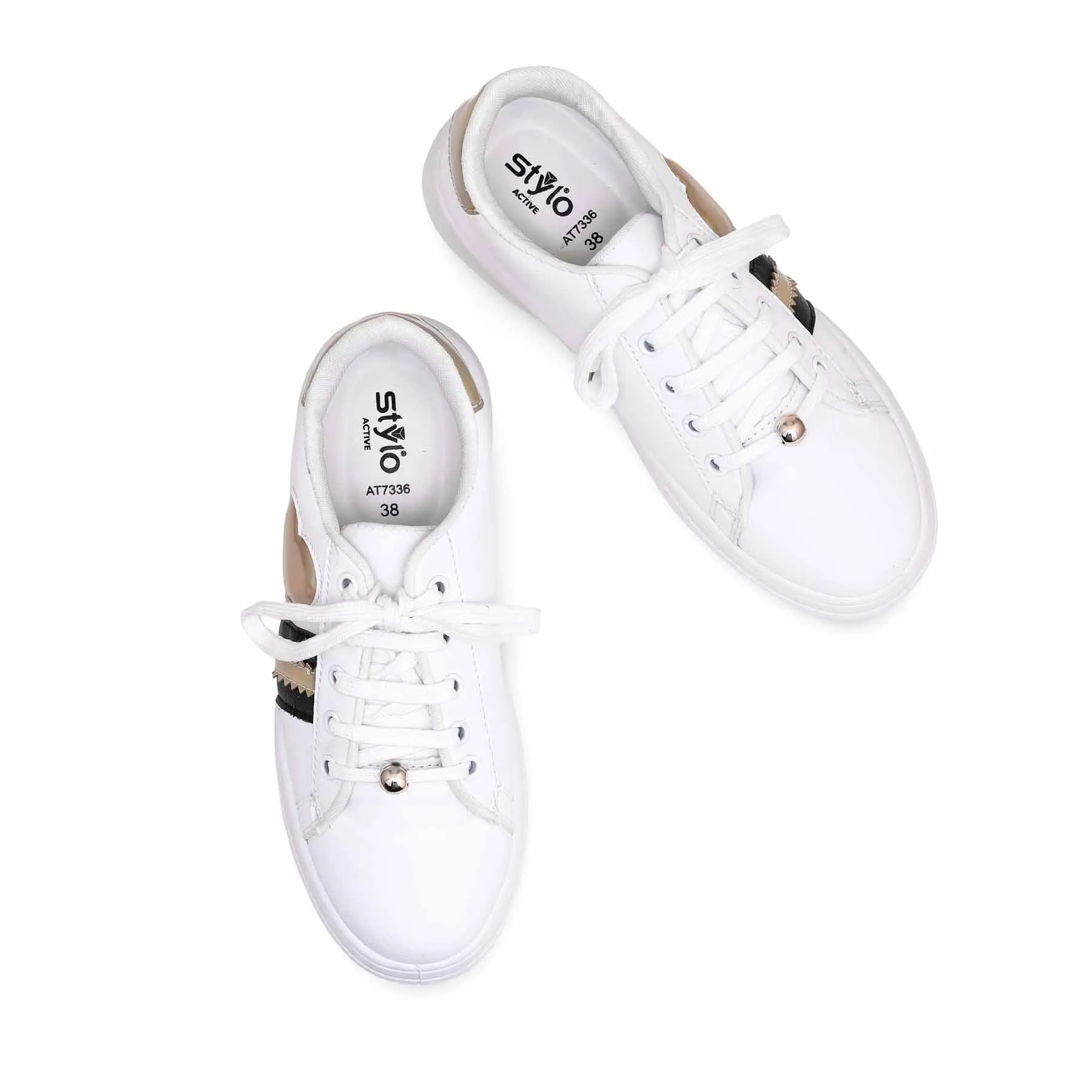 Women's White Casual Sneaker AT7336